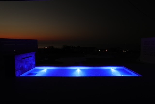 高級住宅 屋外プール 6W壁面埋込型水中照明(青色)