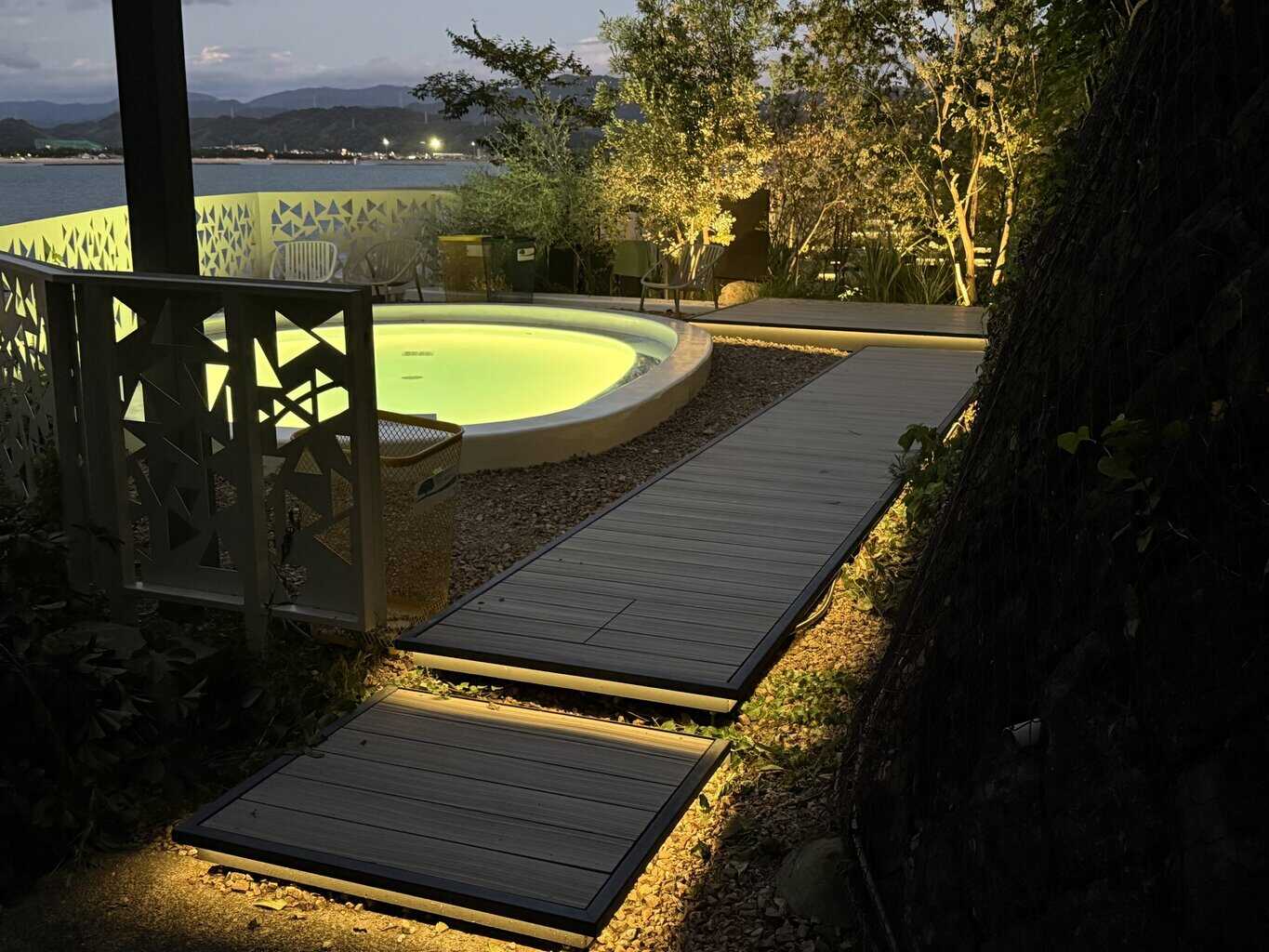 萬波ホテル／屋外プール