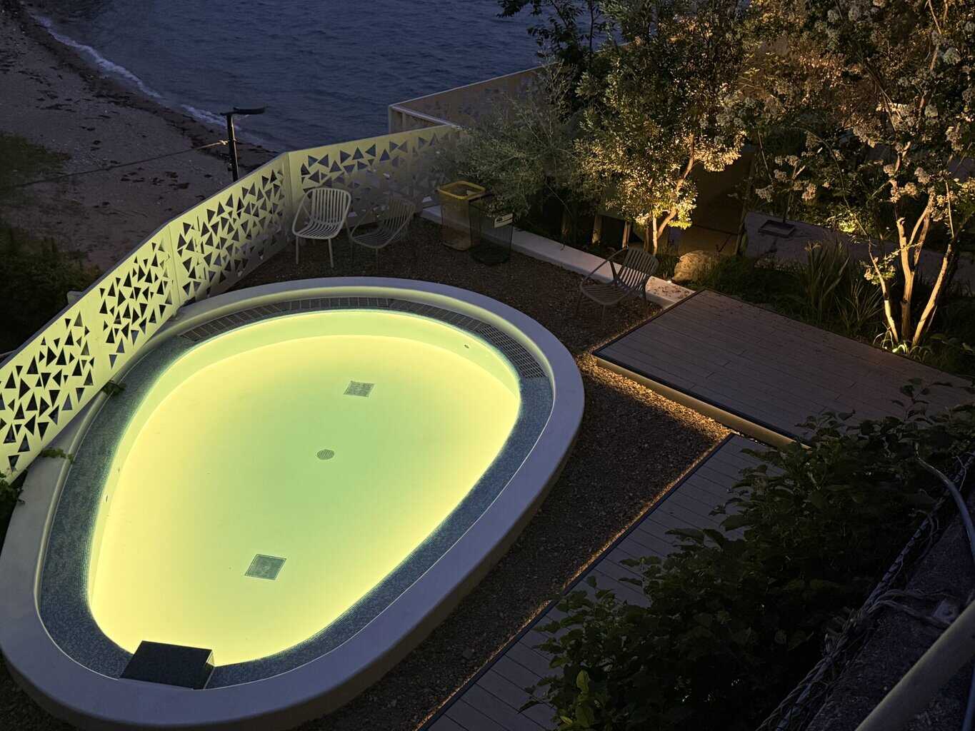 萬波ホテル／屋外プール