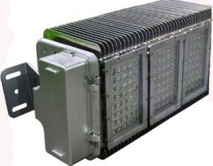 200HM-600W投光器