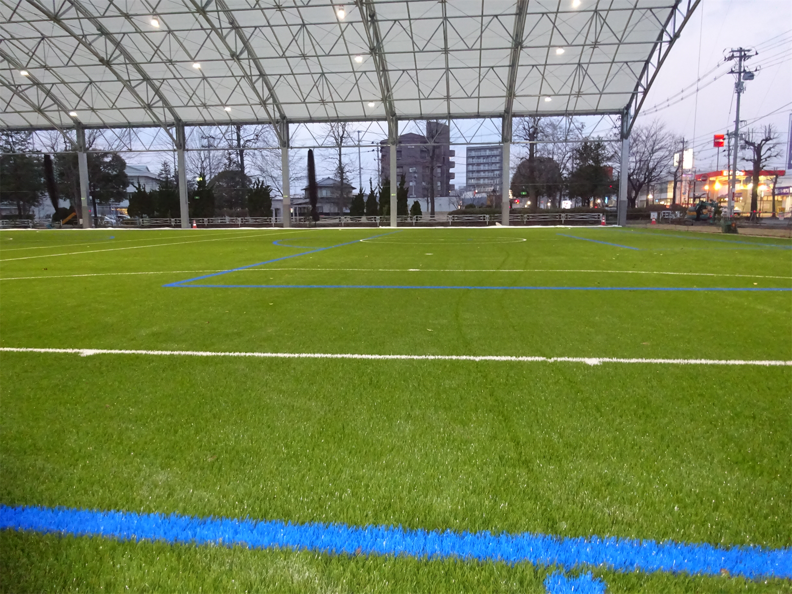 Mifa Football Park フットサルコート 株式会社富士メディシィエ