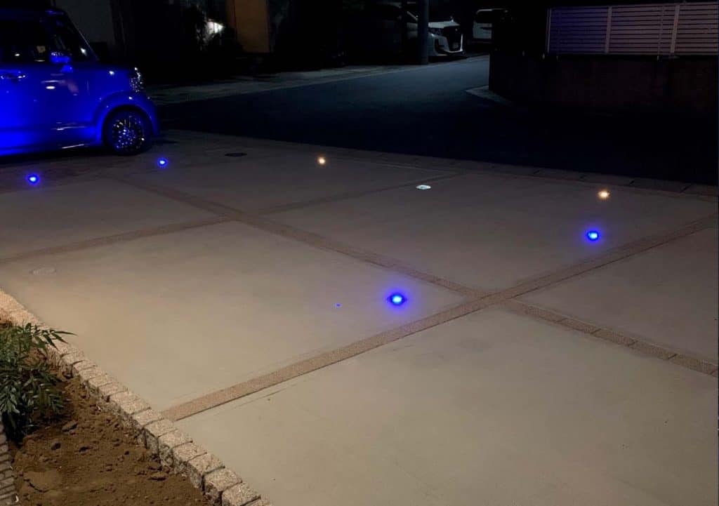 駐車場　照明